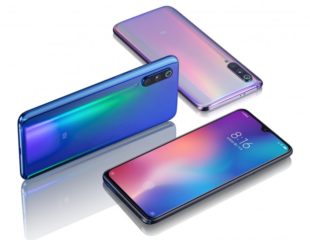 Xiaomi Mi 9 in blue and violet
