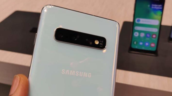 Samsung Galaxy S10+ Bixby button