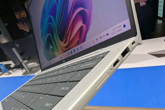 HP EliteBook X G1i